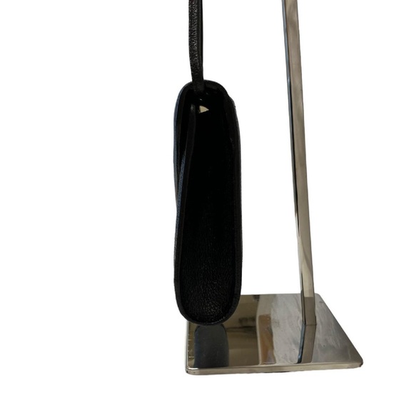 YSL Saint Lawrence Crossbody - Picture 3 of 16